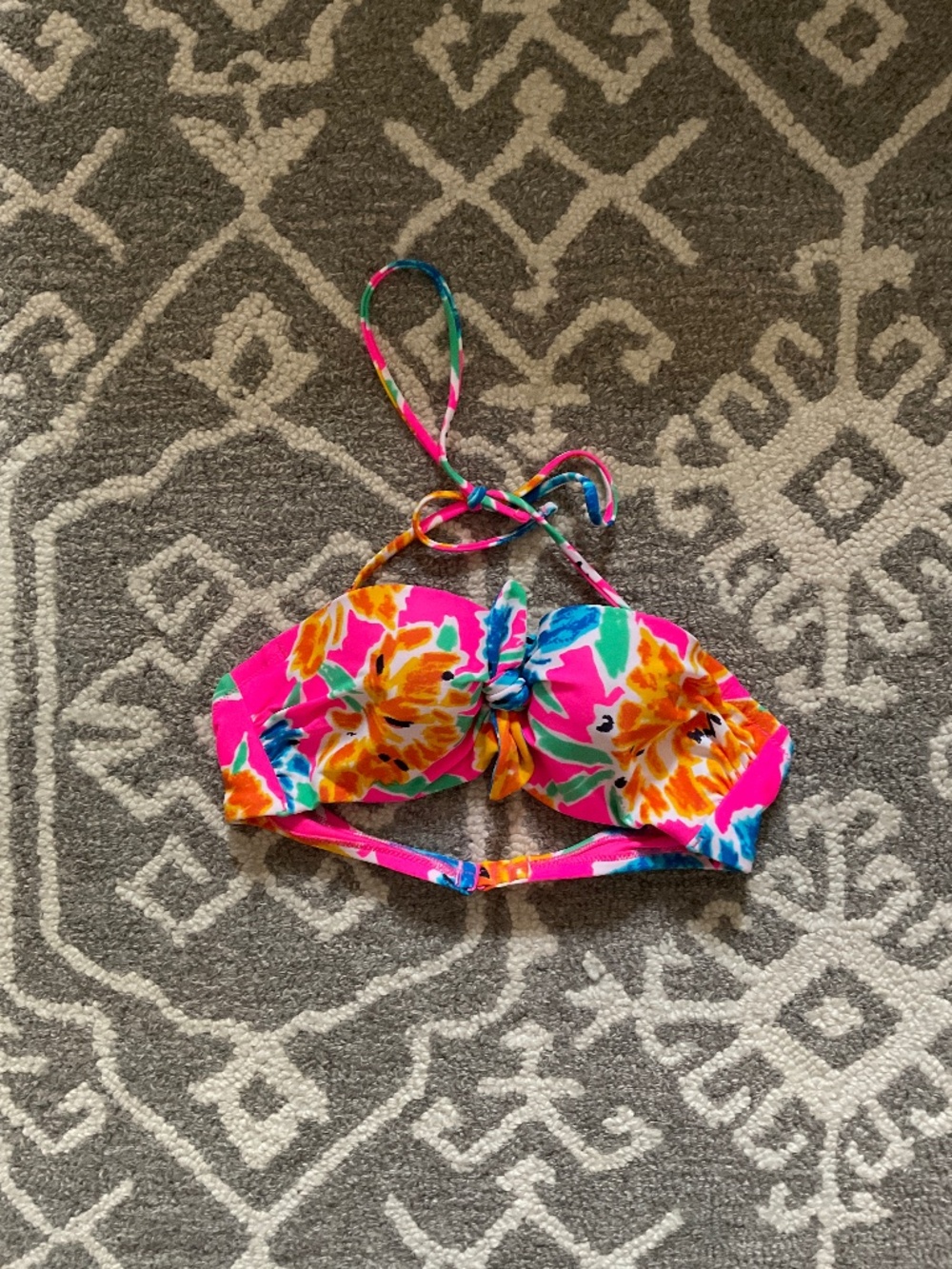 AERIE Daisy Bikini Top. Size 34B